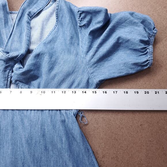 Old Navy Twist Front Midi Dress Womens S Denim Blue Puff Sleeve Cottage Boho - Picture 6 of 12